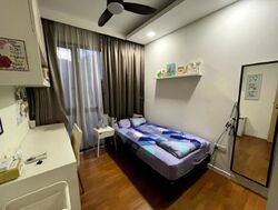 Boathouse Residences (D19), Condominium #502187501